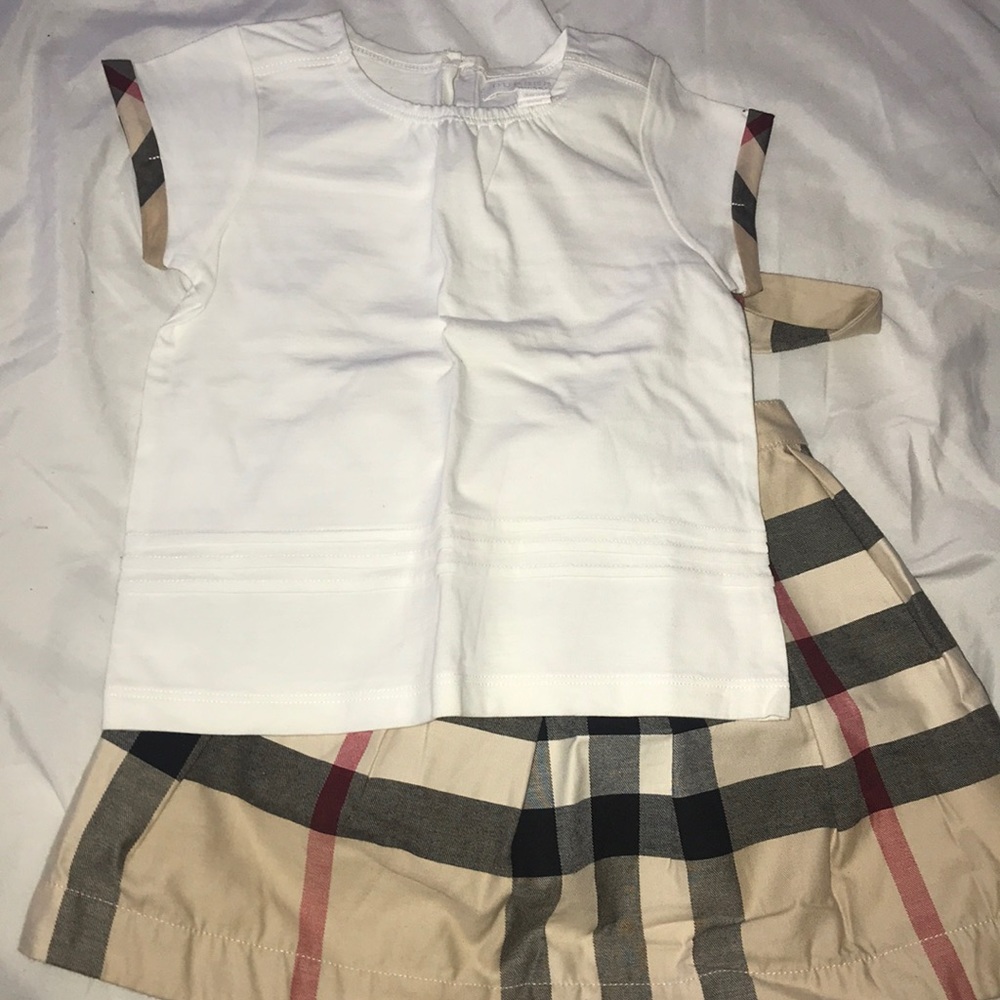 Burberry 2 Piece Dress/Skirt